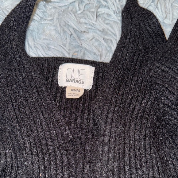 Black Ribbed Women's Top - Picture 2 of 3